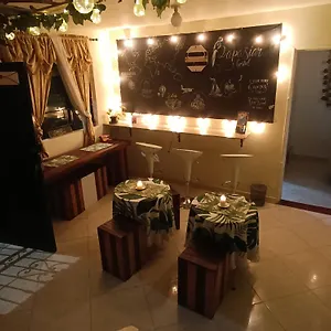 pa-pasiar-hostal.colombiamedellinhotels.com/